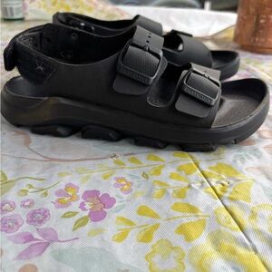 Birkenstock Black Comfort Sandals with Adjustable Straps
